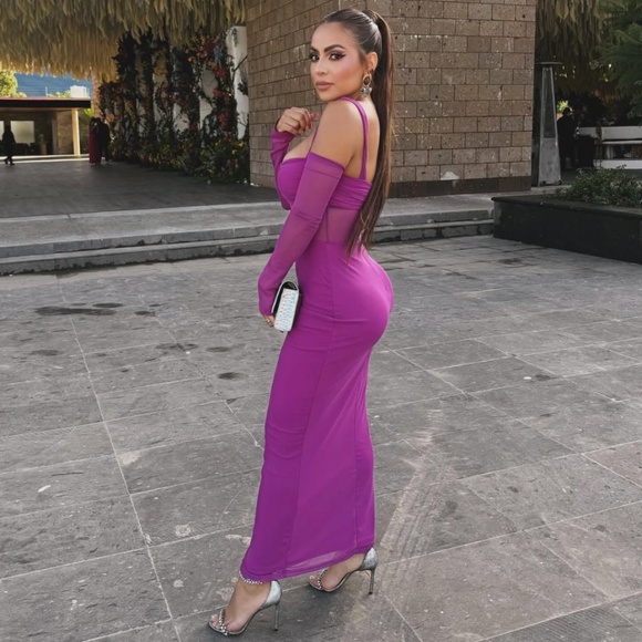 REVOLVE Runaway The Label Lamoura Dress Plum Size Small - Picture 17 of 17